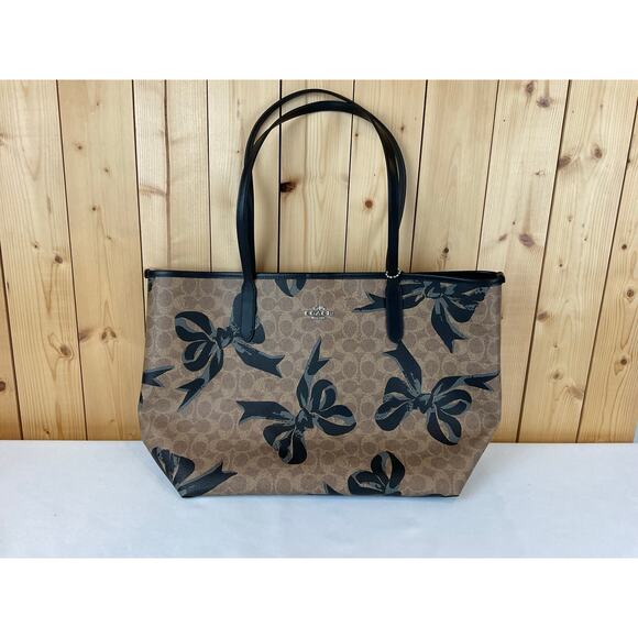 Coach City Tote Bag In Signature Canvas With Bow Print - Picture 1 of 8
